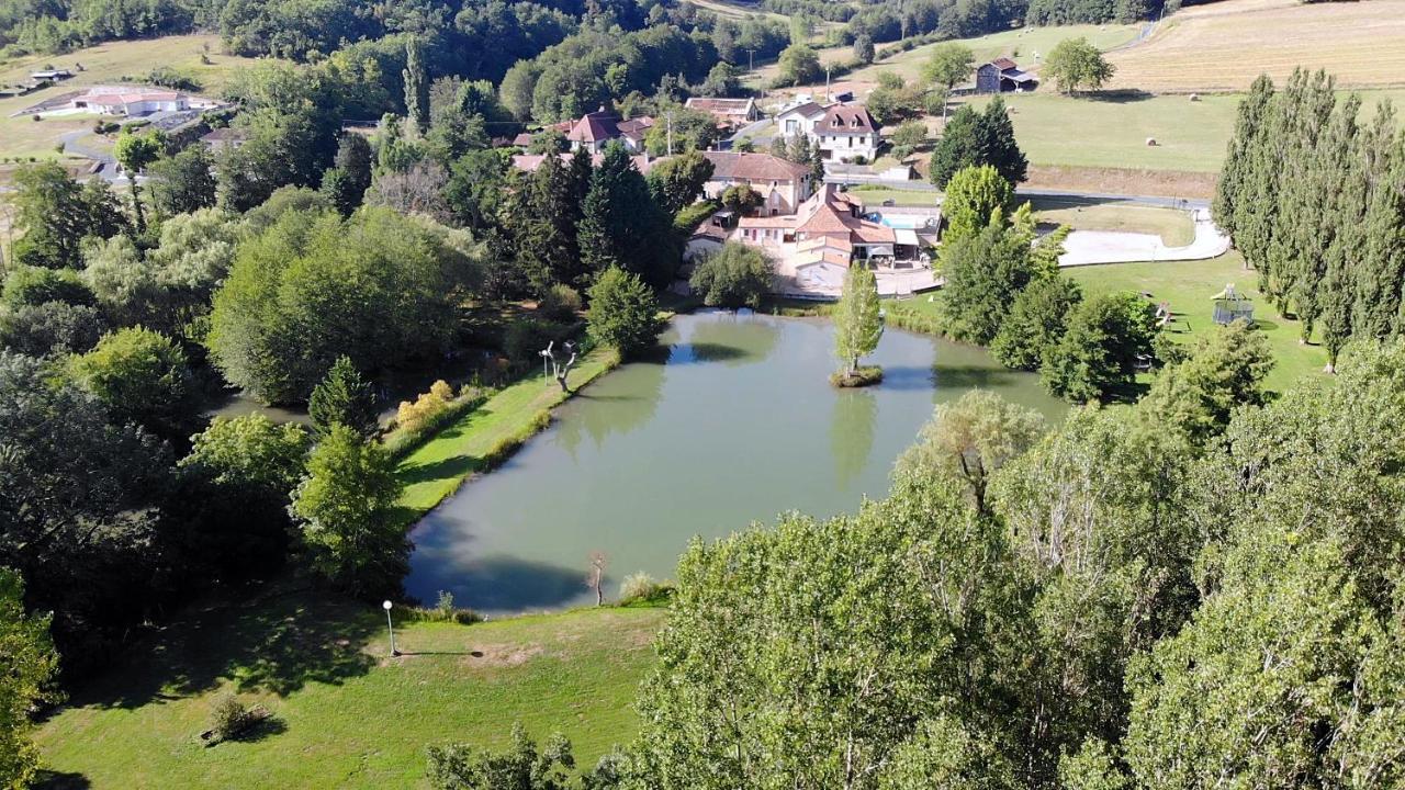 Issac Le Domaine De L'Etang De Sandanet المظهر الخارجي الصورة